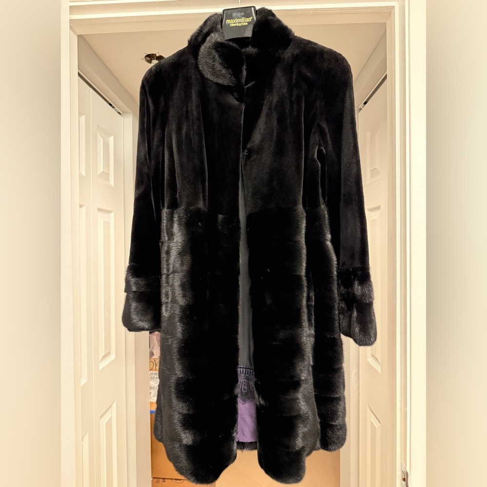 Maximilian Sheared & Long-Hair Mink Coat - Excellent Condition - Picture 3 of 6
